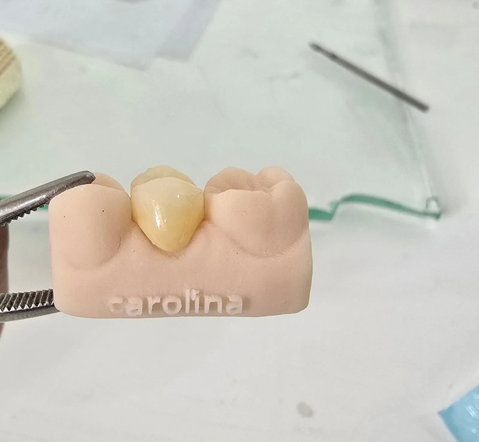 vita 16 shaded  zirconia(图3)
